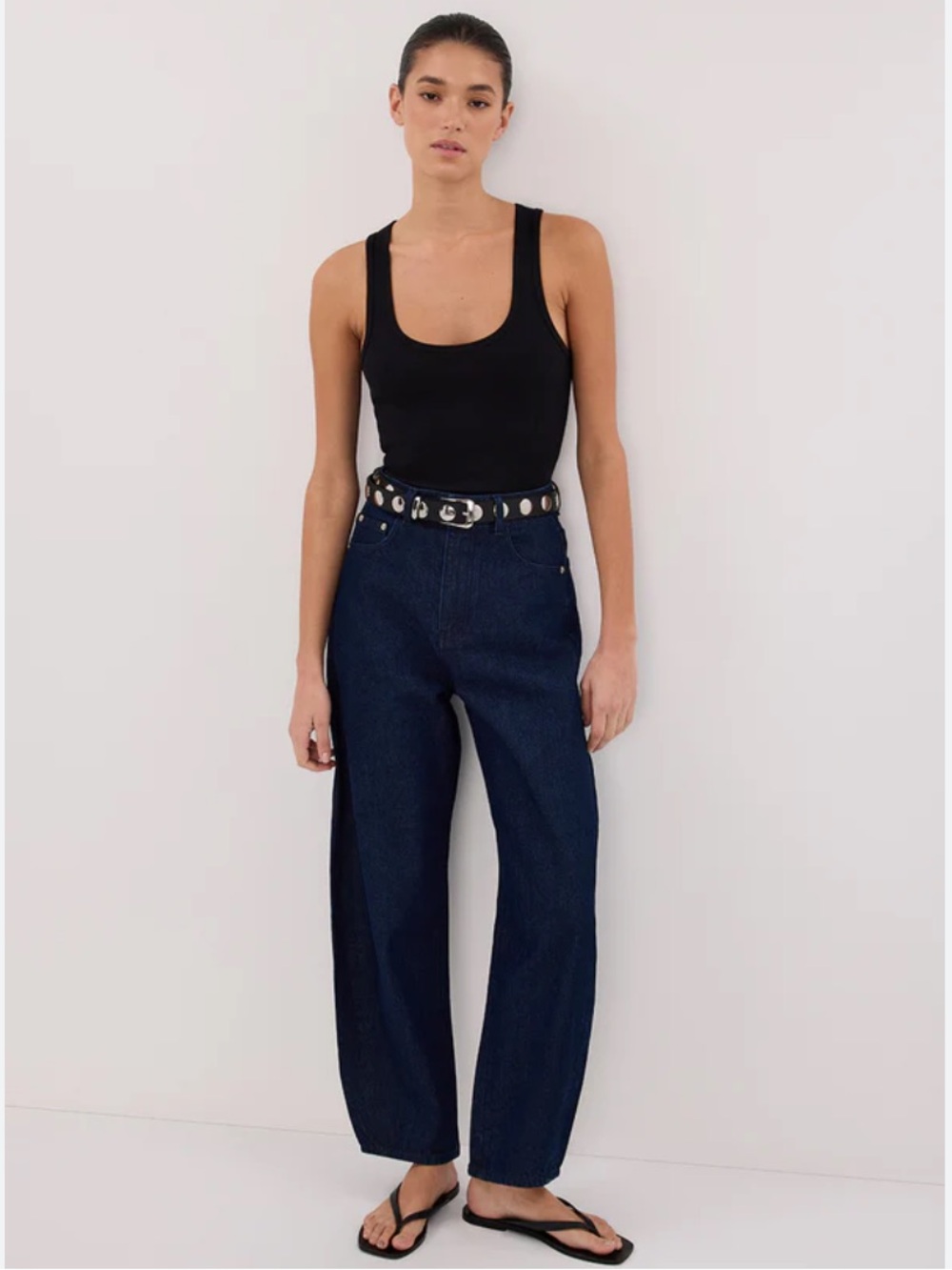 Dissh Caleb Dark Wash Denim Barrel Leg Jeans Size 6